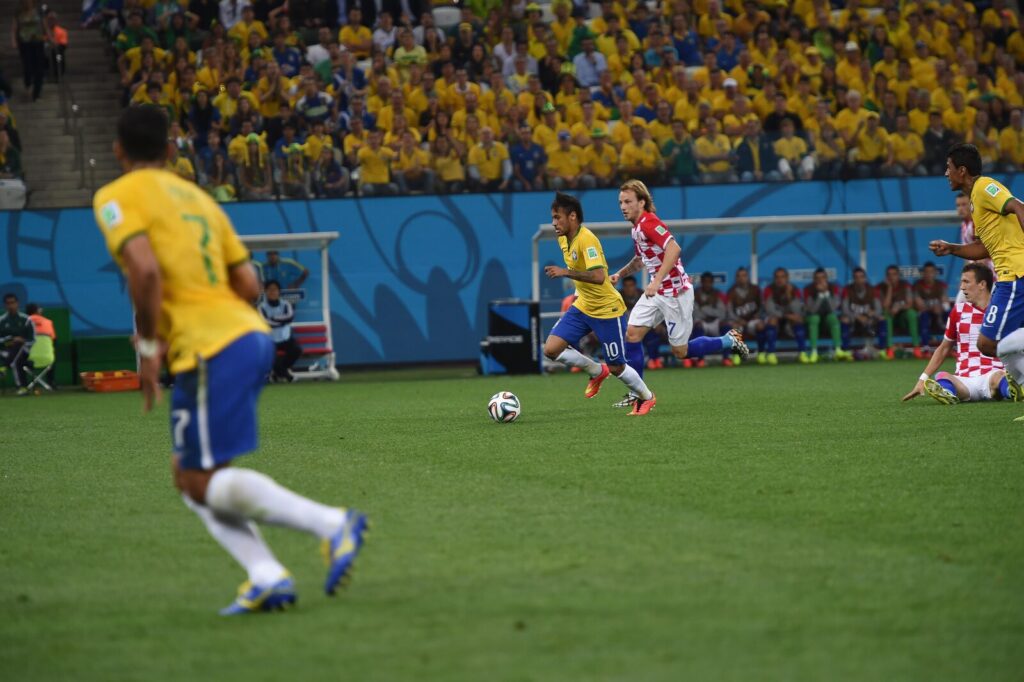 Neymar em ação pela Seleção Brasileira na Copa do Mundo de 2014